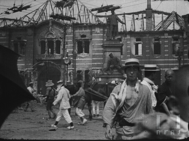 焼け残った万世橋駅｜動画をみる｜関東大震災映像デジタルアーカイブ / Films of the Great Kanto Earthquake of  1923
